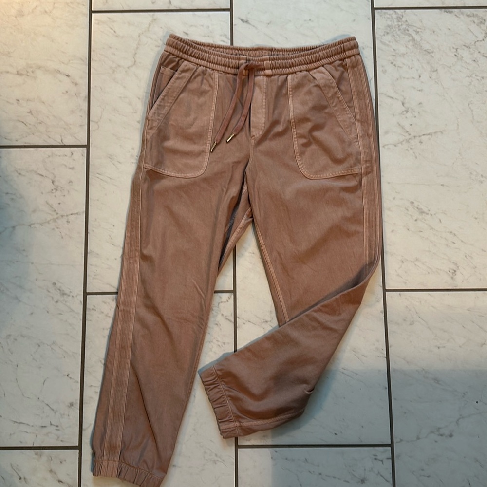 EUC Light Blush ATHLETA Farallon Joggers size 12
